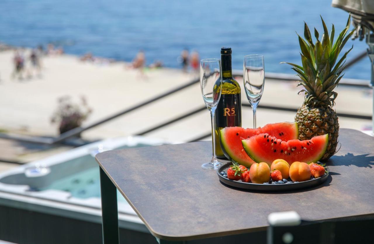 Via Mare Luxury Rooms Split Exteriör bild