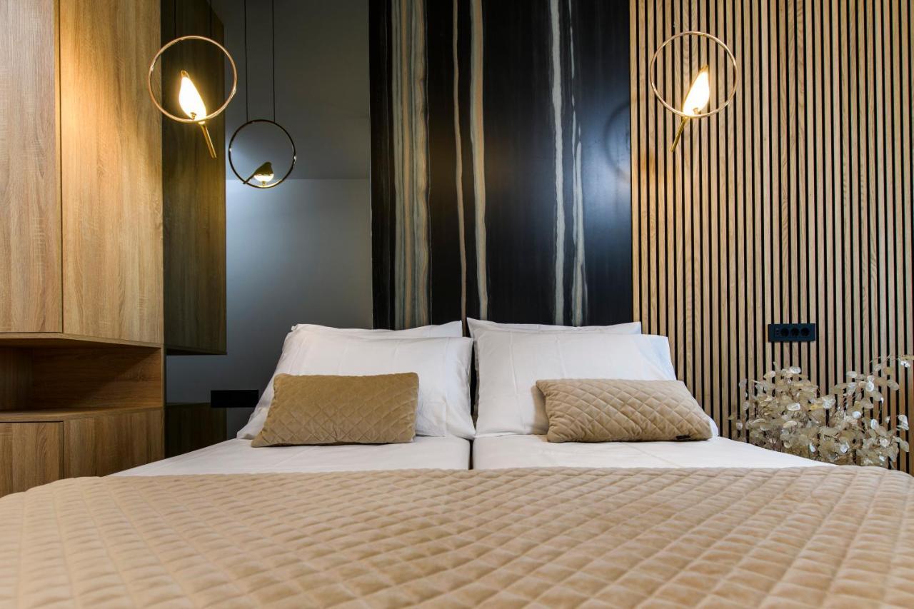 Via Mare Luxury Rooms Split Exteriör bild