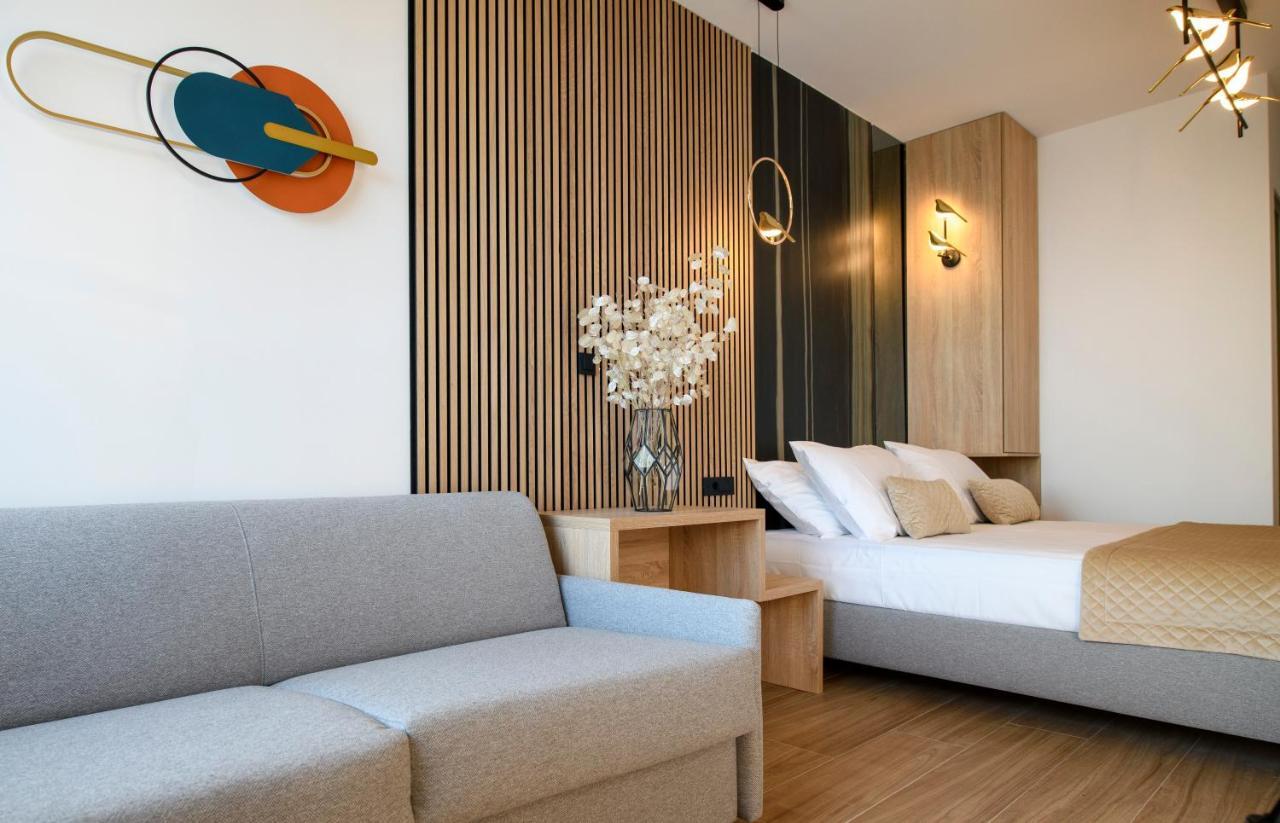 Via Mare Luxury Rooms Split Exteriör bild